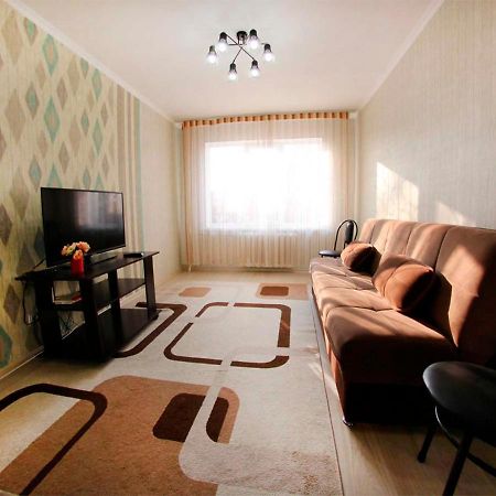 Razmestim На Сайна Шаляпина Almaty Exterior foto